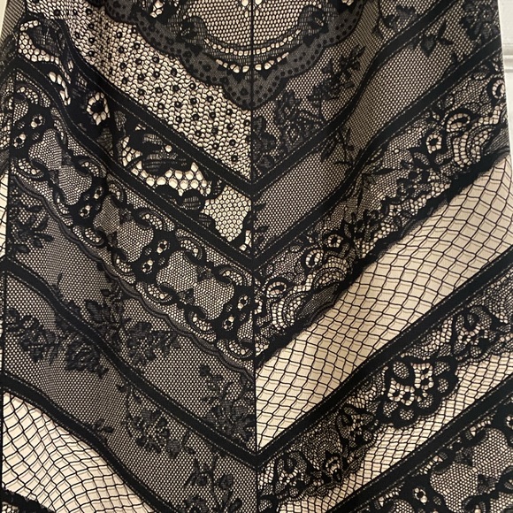 Cabi Chevron Lace Print Monaco Cami Tunic Size XS - Picture 5 of 8